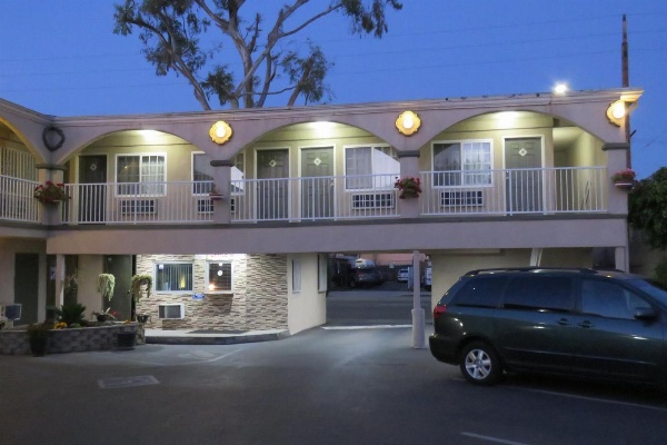 Florentina Motel - Los Angeles image 11